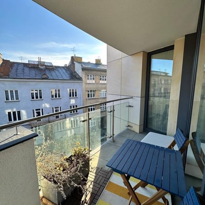 Location d’un appartement unique de 4 pièces, 102 m², Zwierzyniec, Cracovie, Pologne